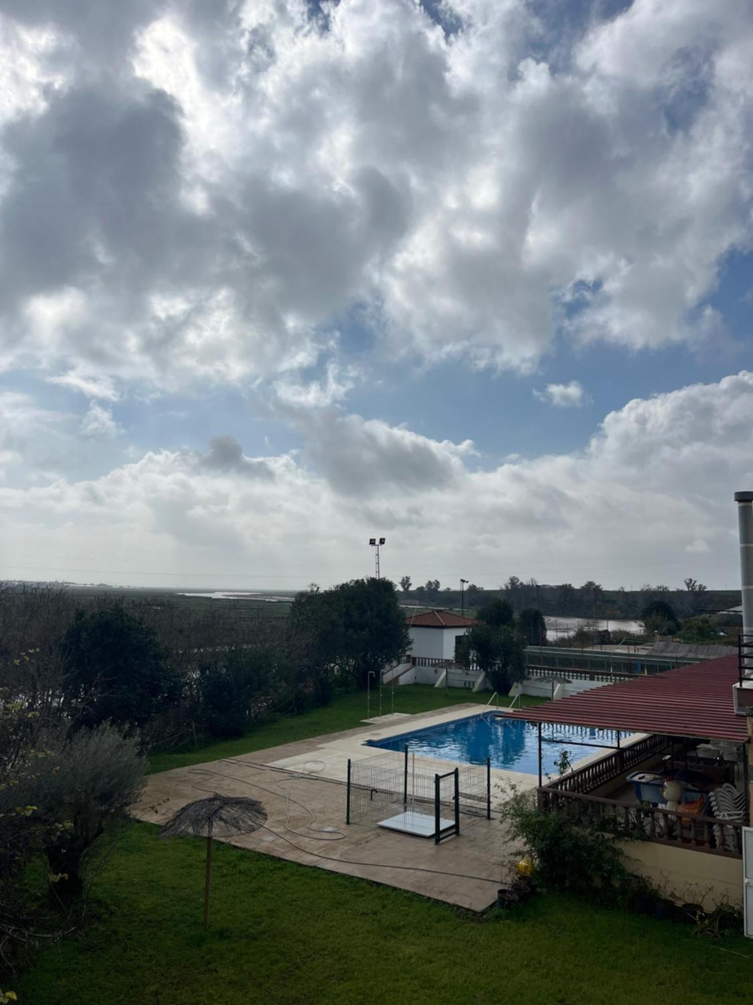 לפה Hotel La Barca מראה חיצוני תמונה