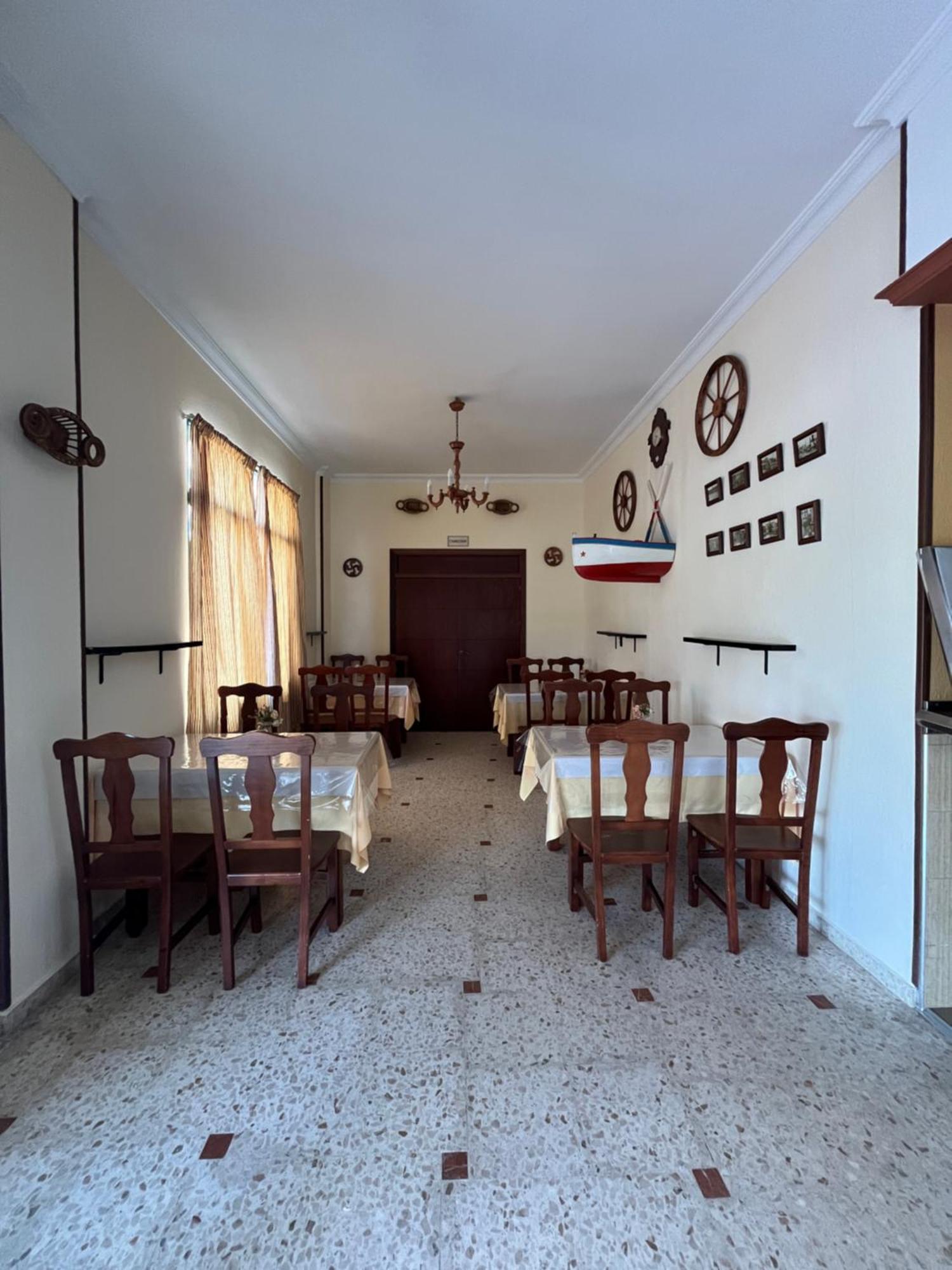 לפה Hotel La Barca מראה חיצוני תמונה