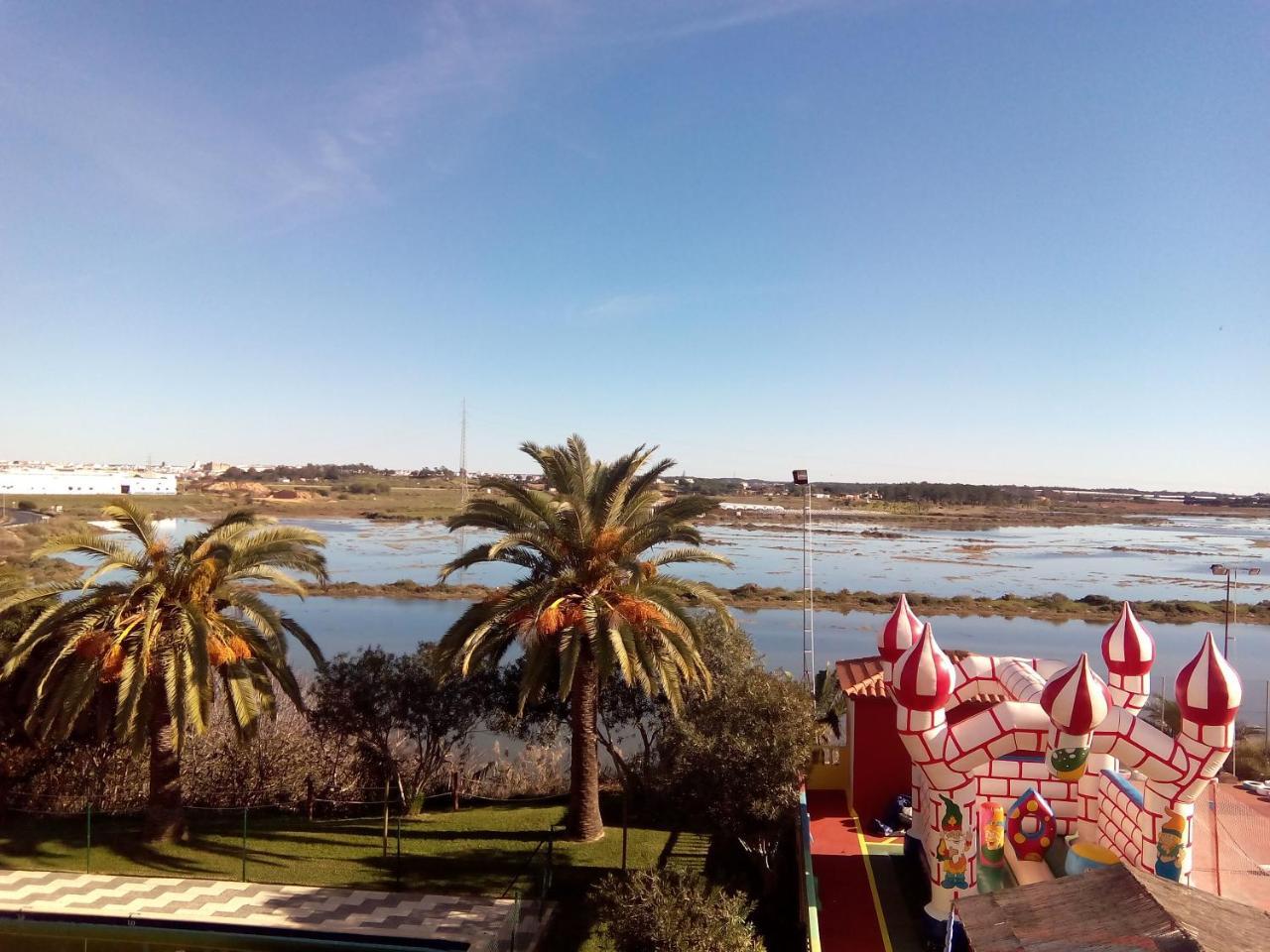 לפה Hotel La Barca מראה חיצוני תמונה